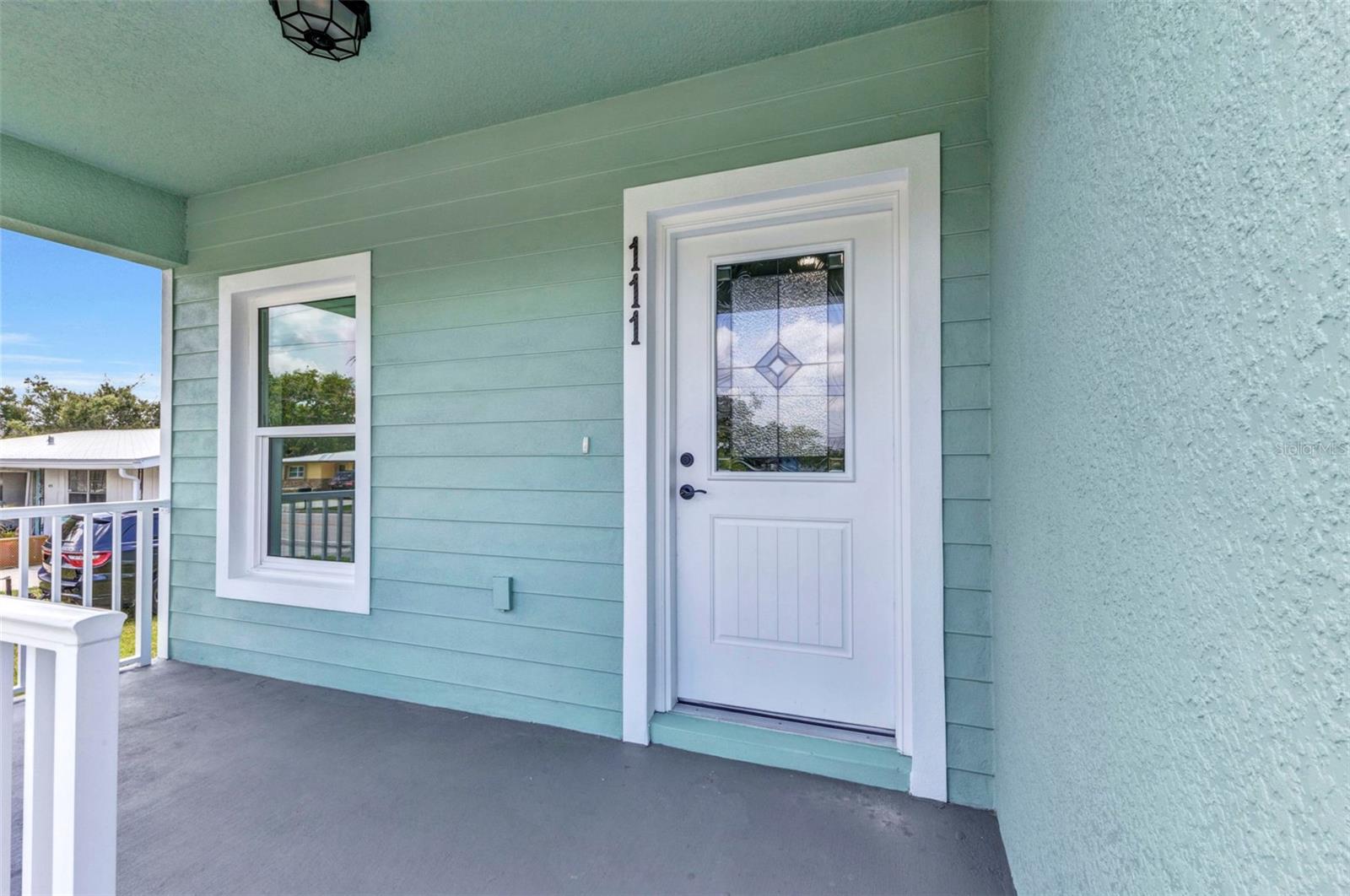 Image 32 of 100 For 419 Carmalita Street