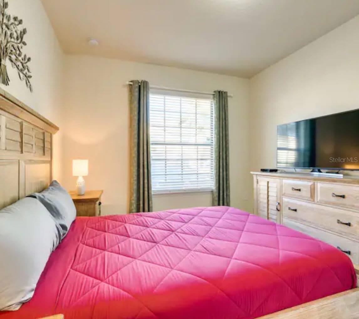 Image 17 of 25 For 8882 Geneve Court