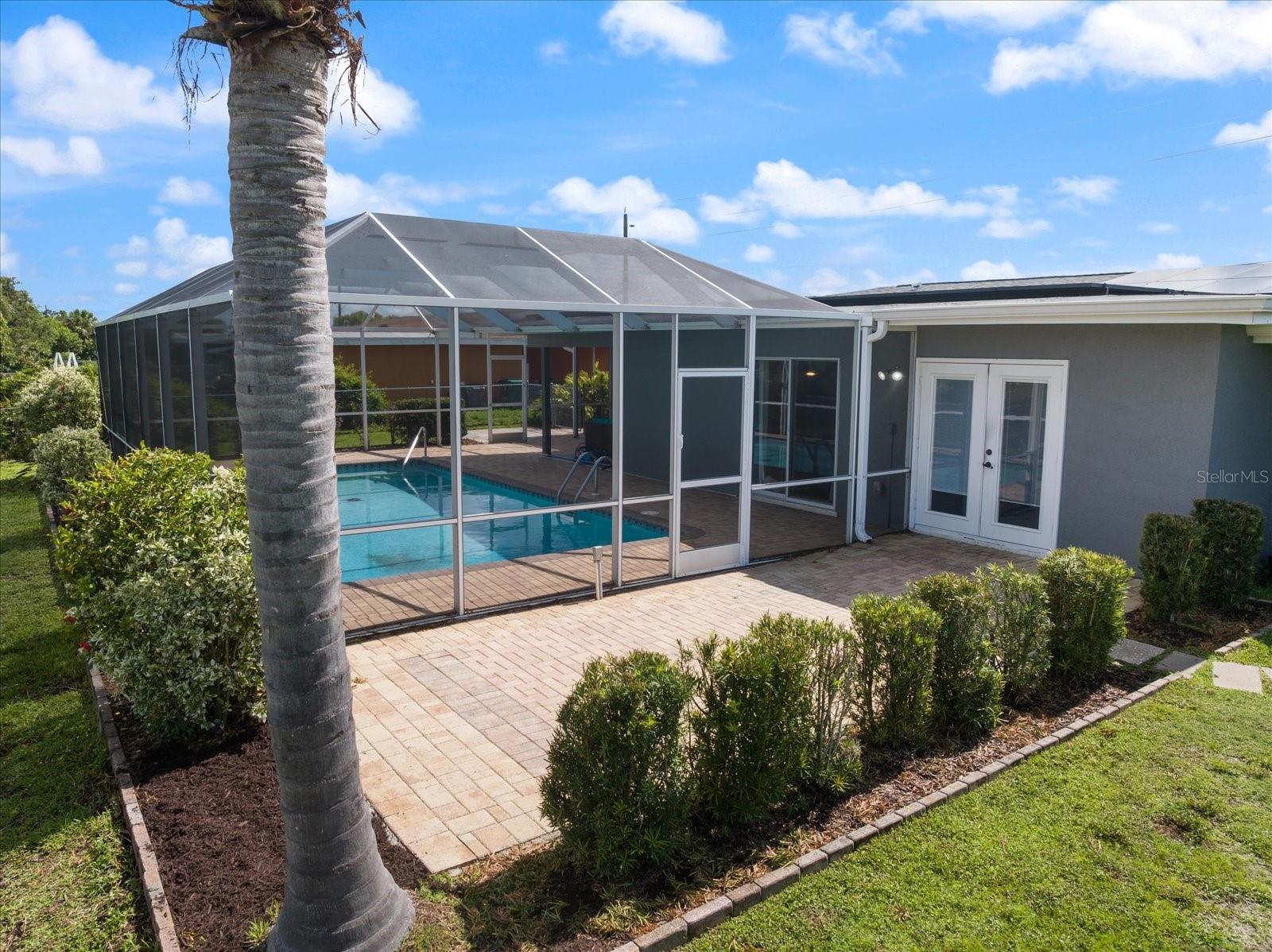 Image 32 of 37 For 2309 Conway Boulevard