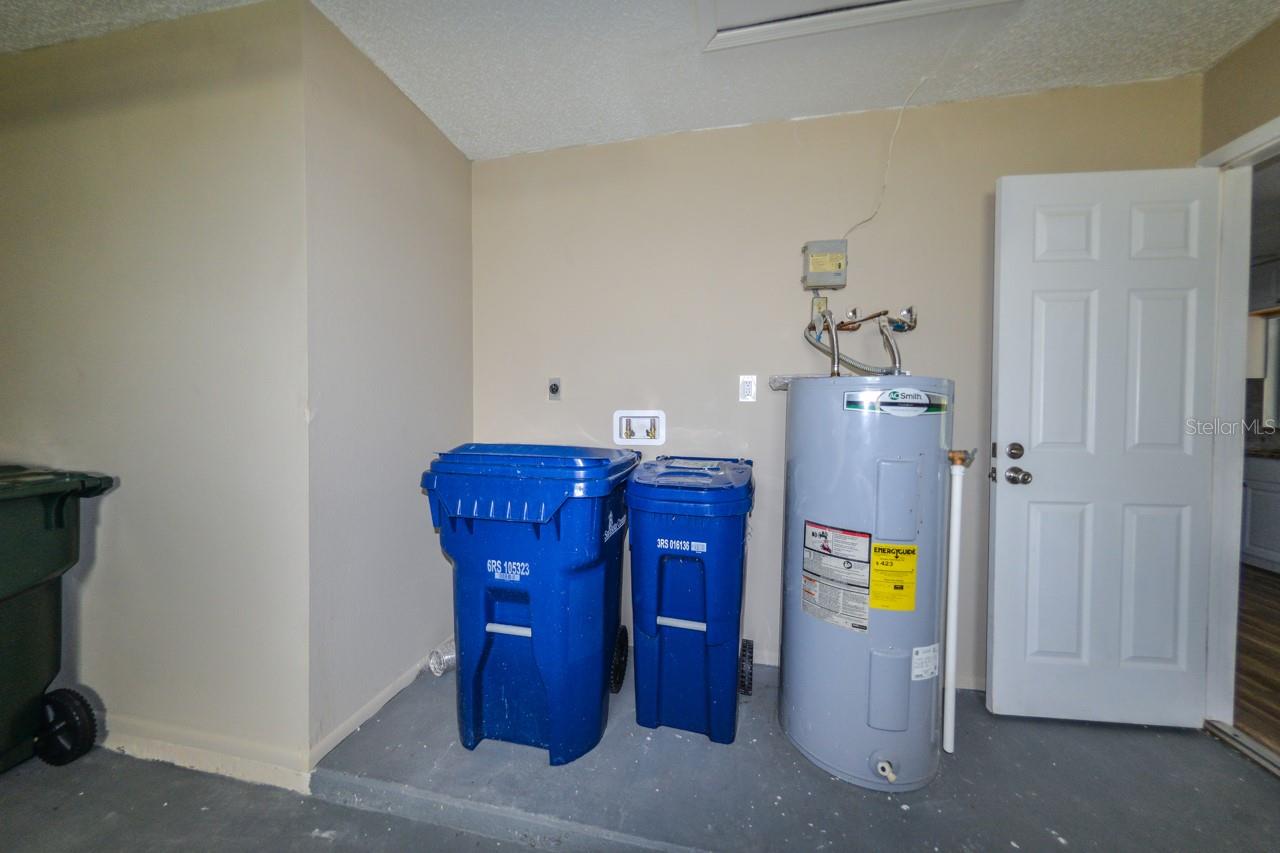 Image 28 of 37 For 3085 Arrowhead Road