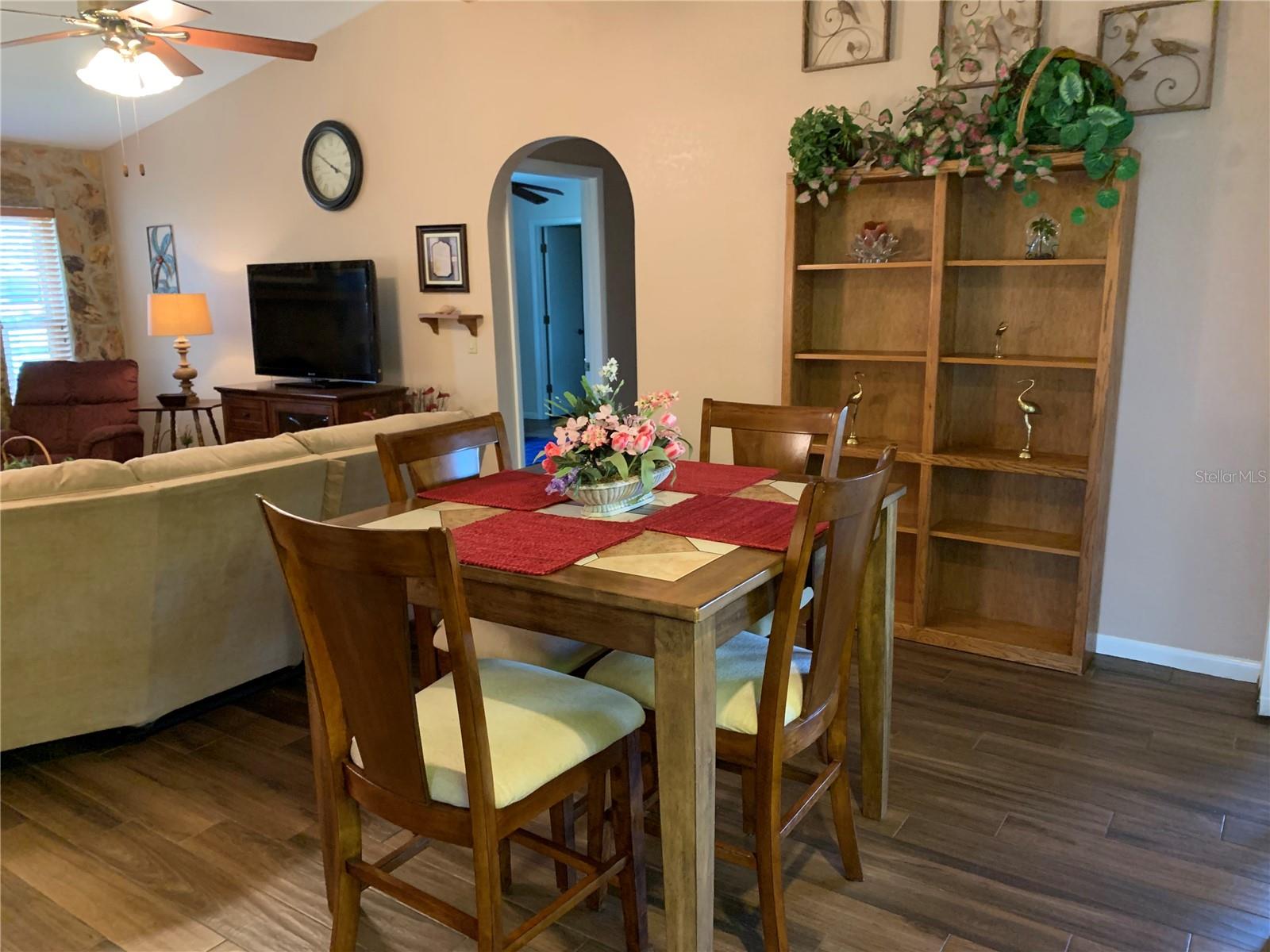 Image 15 of 44 For 21460 Sheldon Avenue