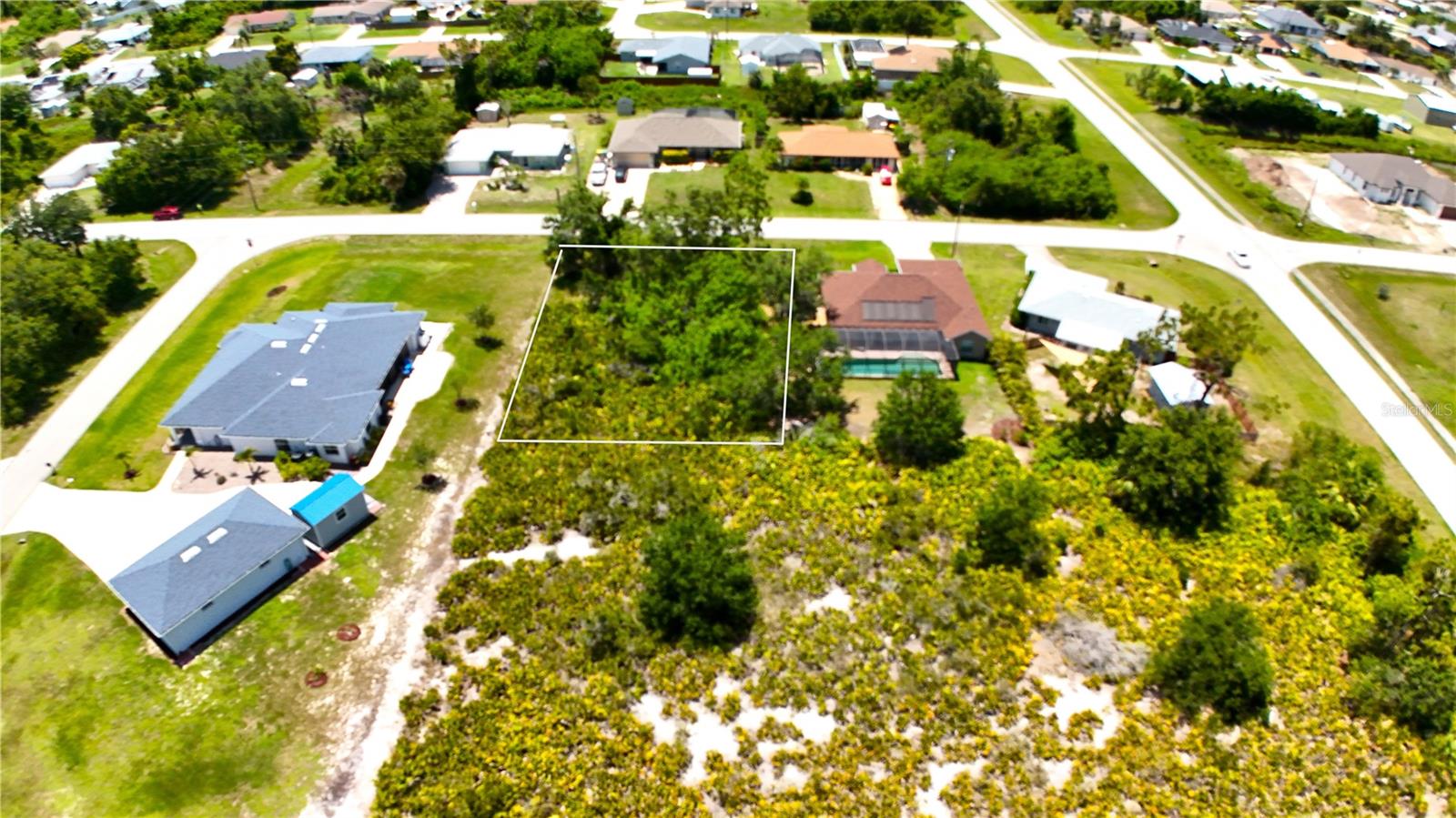 Image 8 of 9 For 7296 Castleberry Terrace