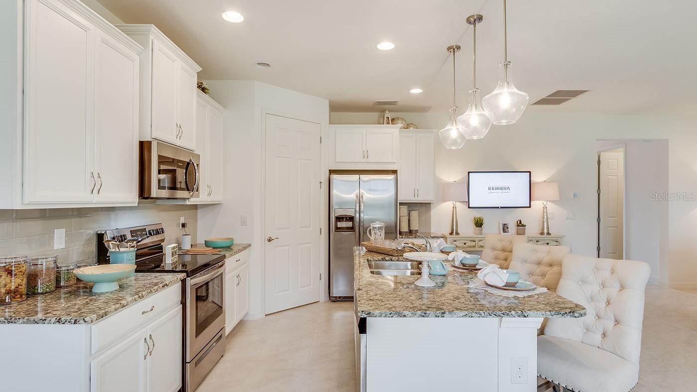 Image 4 of 14 For 2308 Oberon Lane