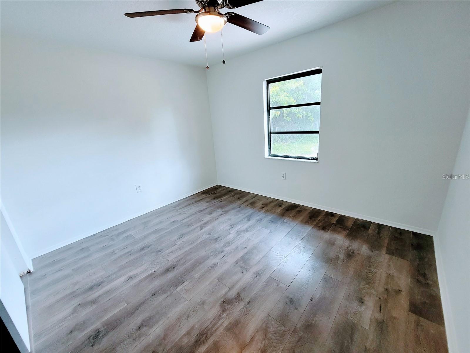 Image 11 of 18 For 20340 Zelda Avenue
