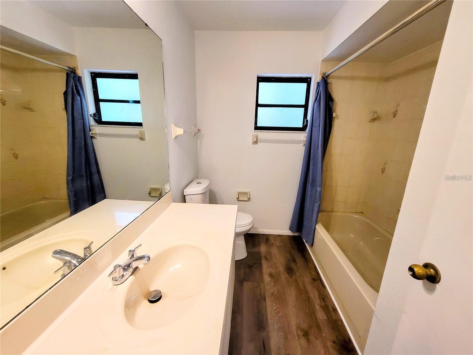 Image 13 of 18 For 20340 Zelda Avenue