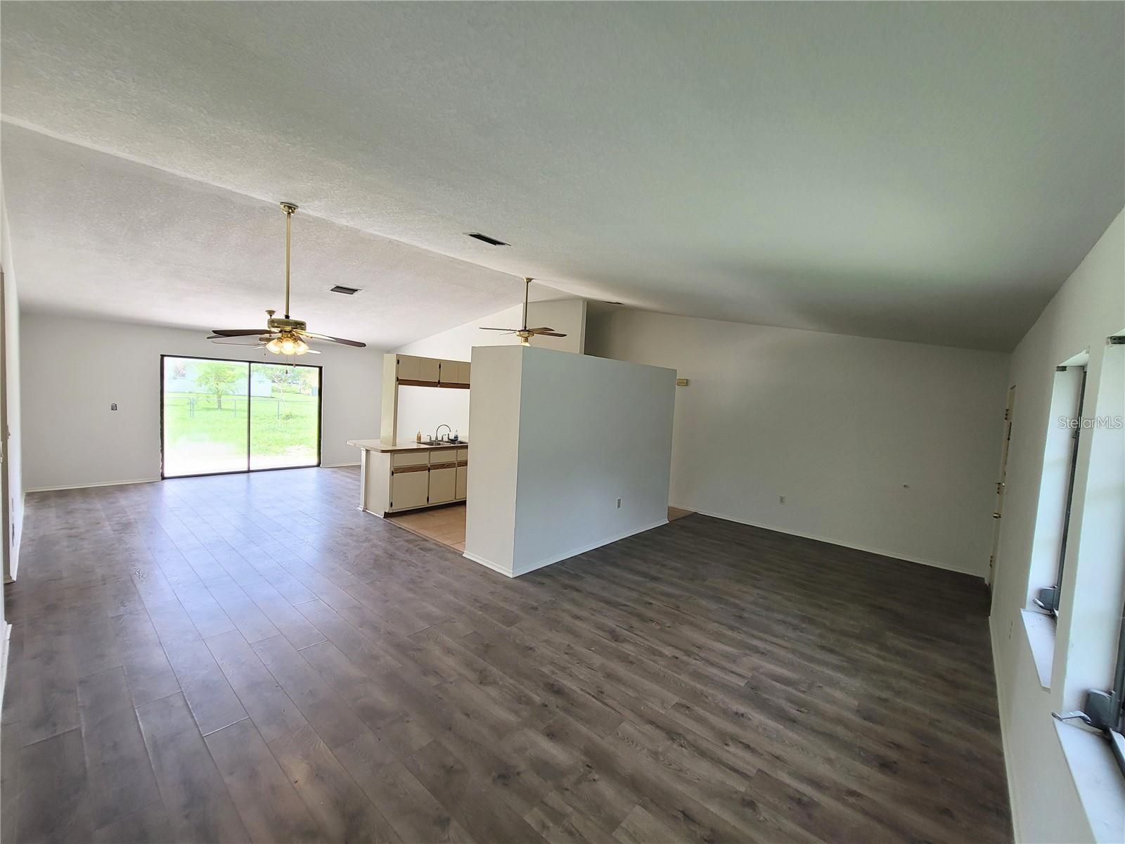 Image 3 of 18 For 20340 Zelda Avenue