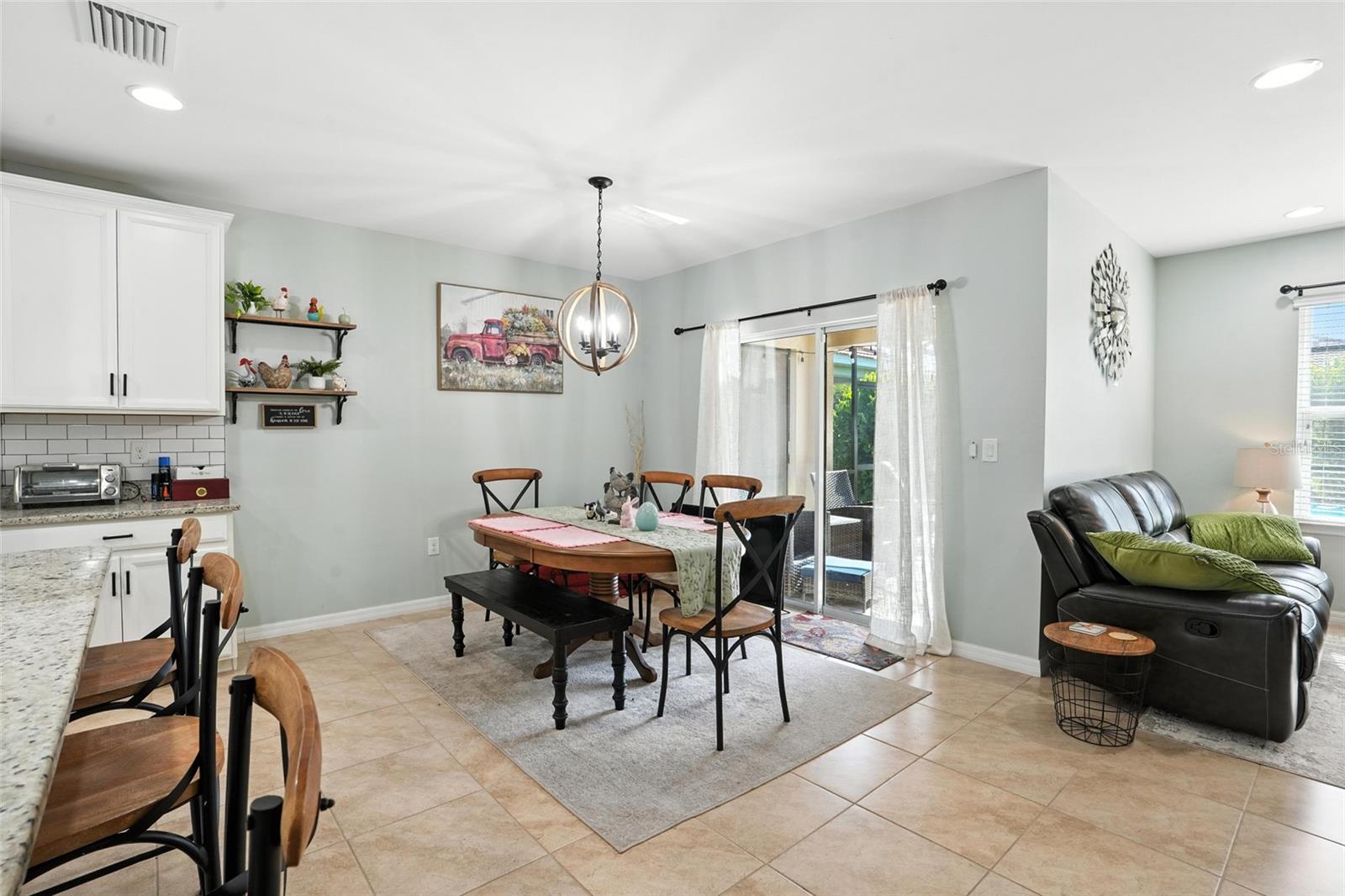 Image 11 of 49 For 3215 Birchin Lane