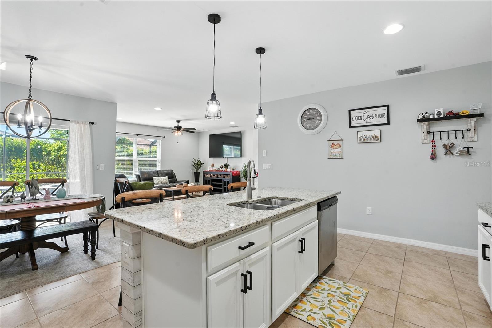 Image 13 of 49 For 3215 Birchin Lane