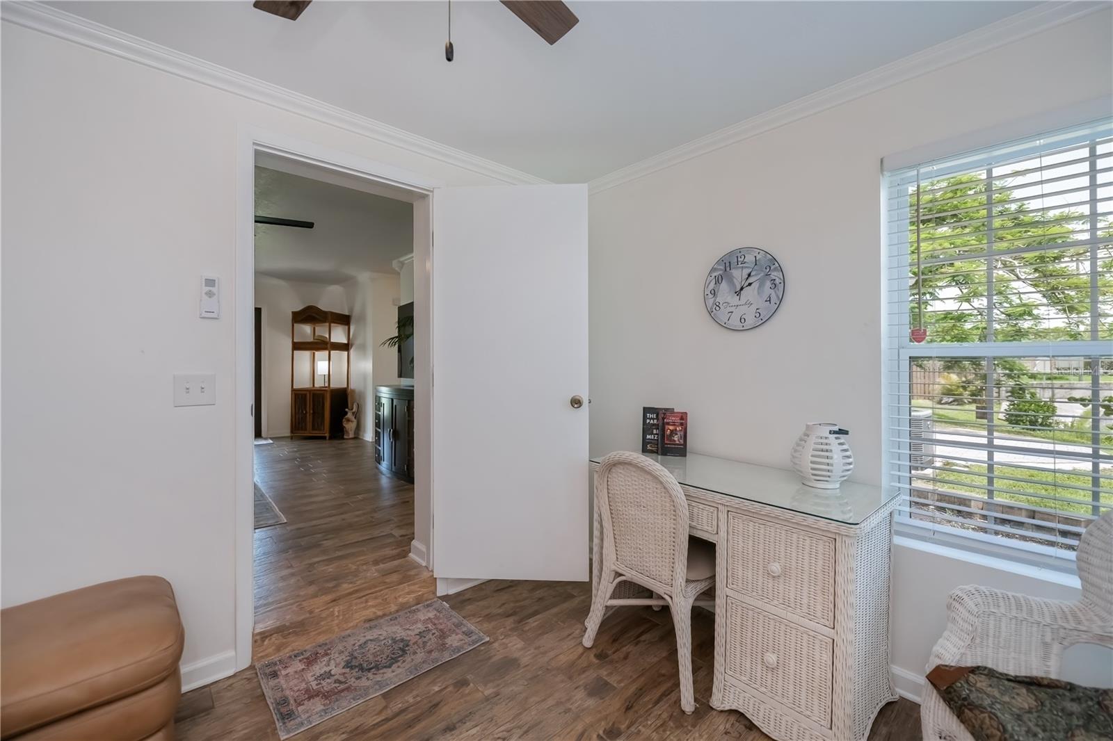 Image 37 of 66 For 21539 Gladis Avenue