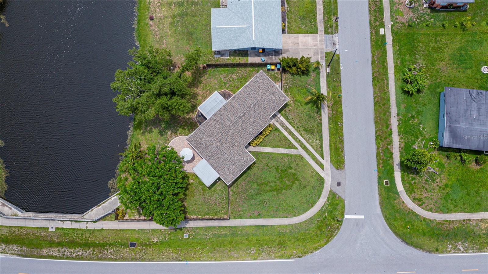 Image 65 of 66 For 21539 Gladis Avenue