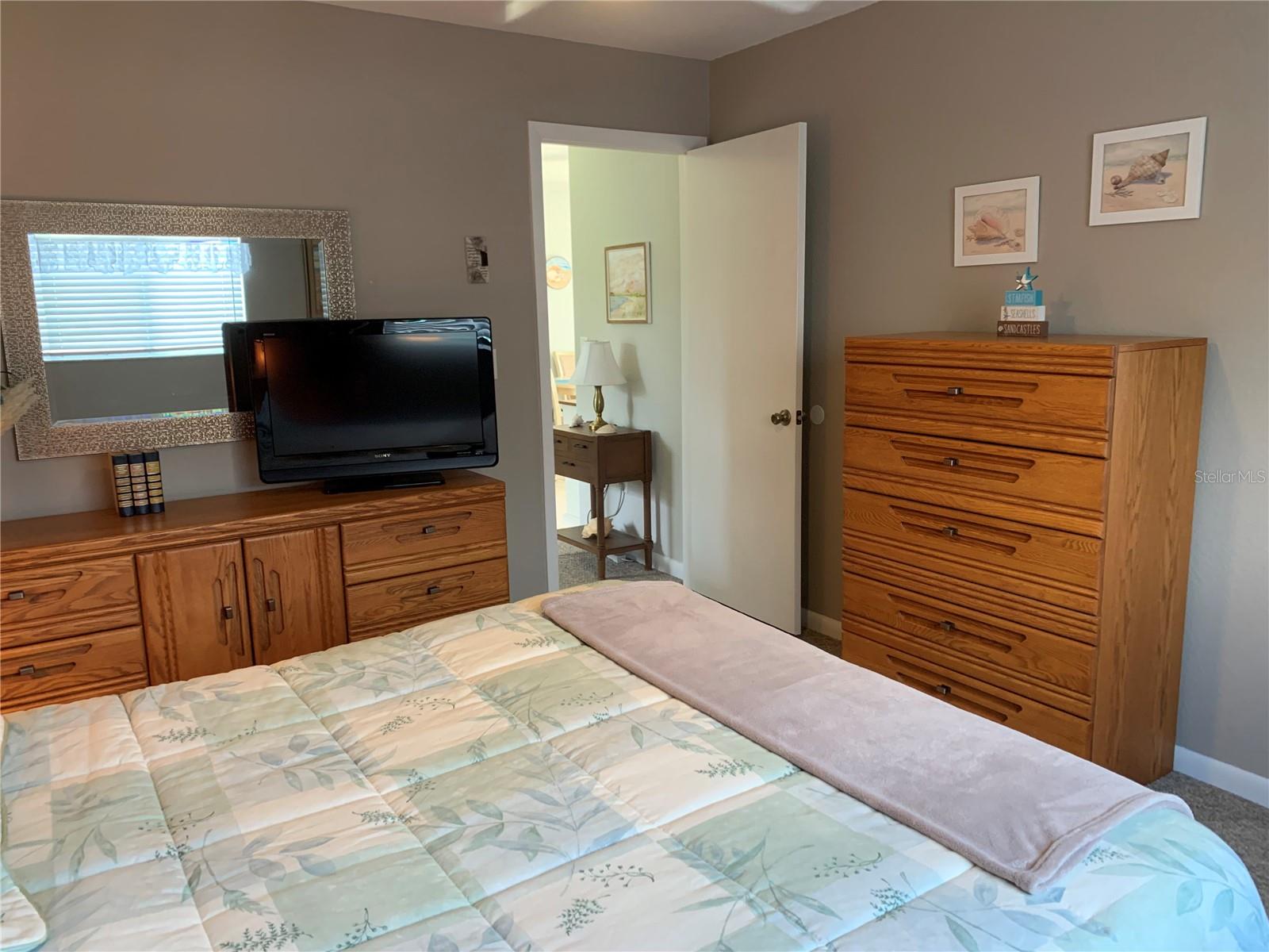 Image 14 of 33 For 18094 Ackerman Avenue