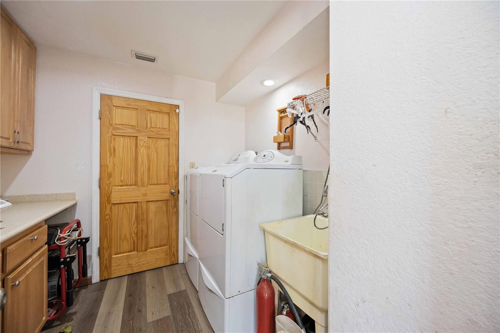 Image 36 of 52 For 5950 Cypress Grove Circle