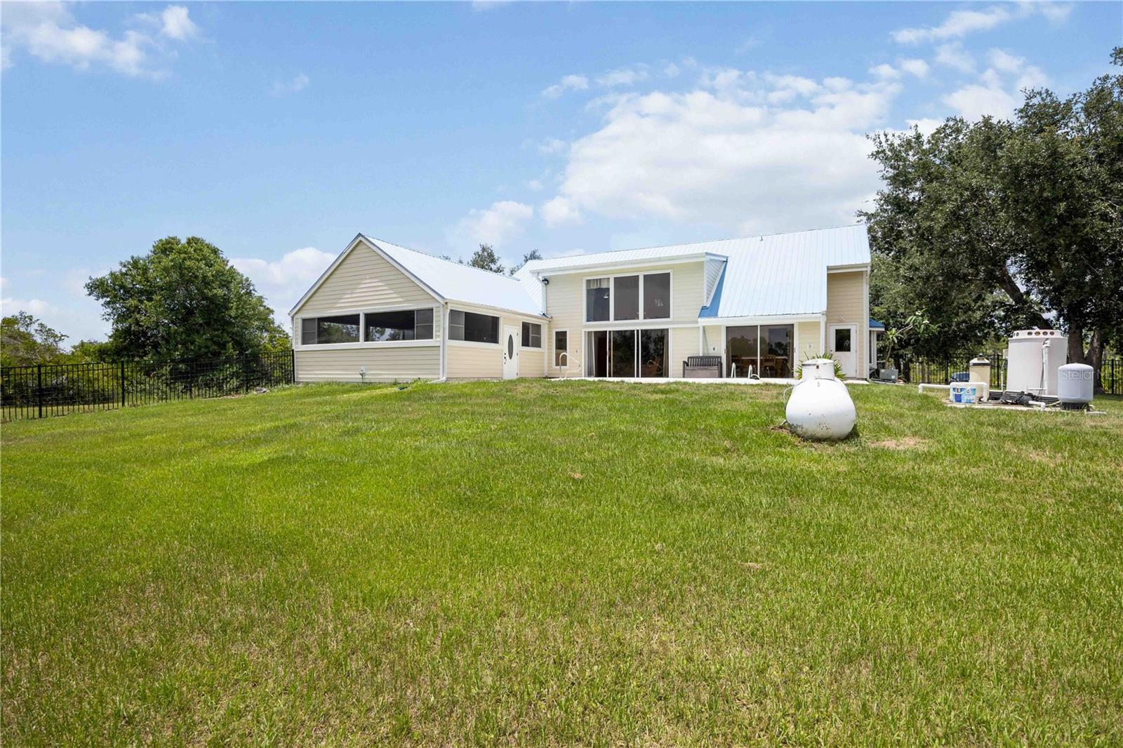 Image 39 of 52 For 5950 Cypress Grove Circle
