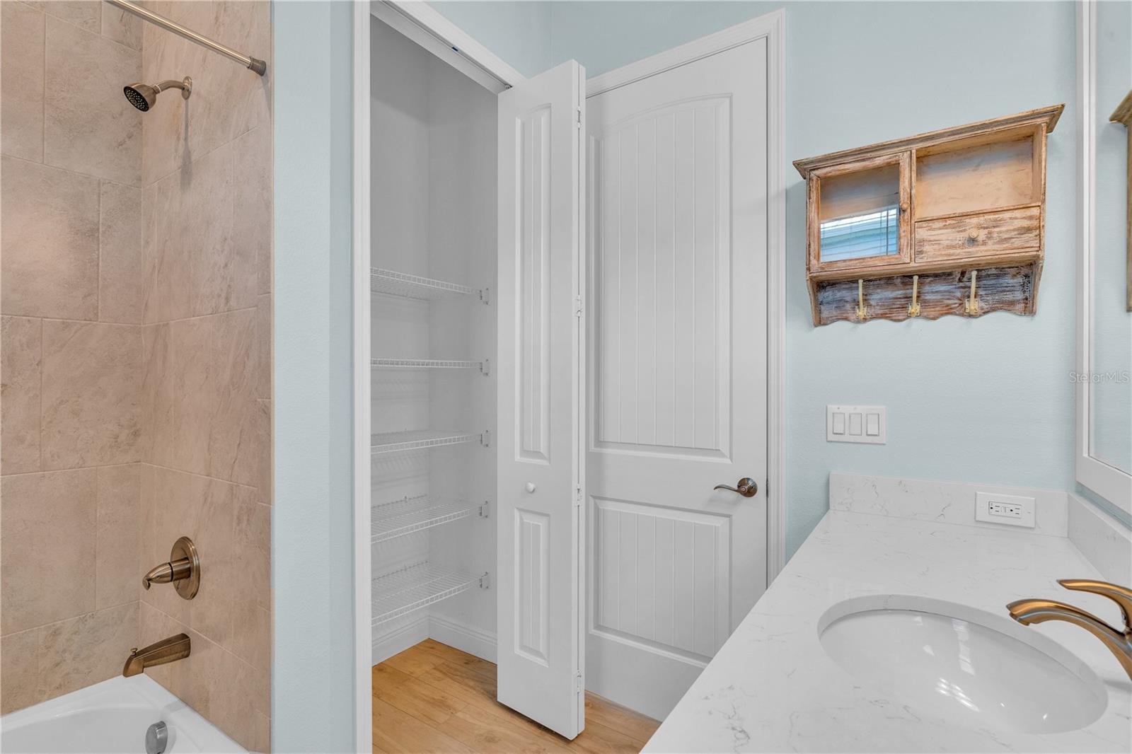 Image 27 of 59 For 10478 Coquina Court