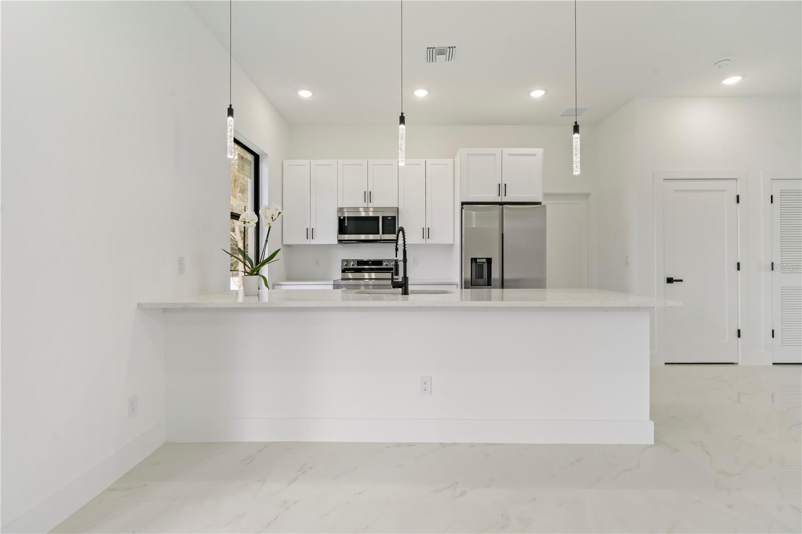 Image 14 of 31 For 2911 37th Street W