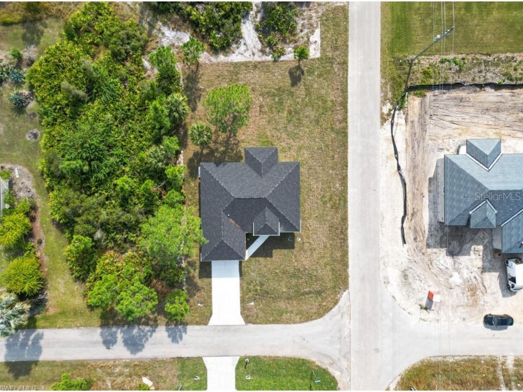 Image 3 of 31 For 2911 37th Street W