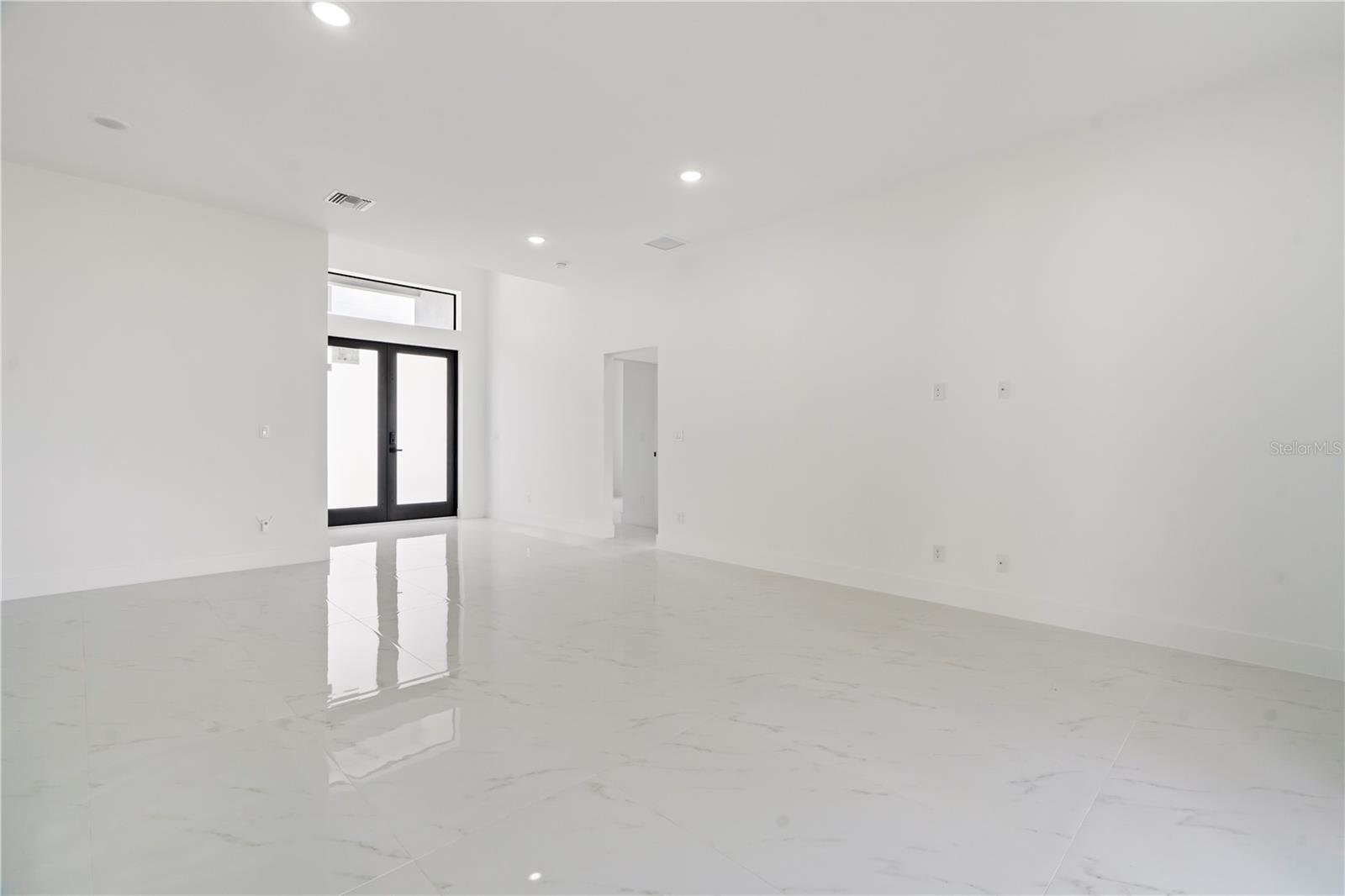 Image 30 of 31 For 2911 37th Street W
