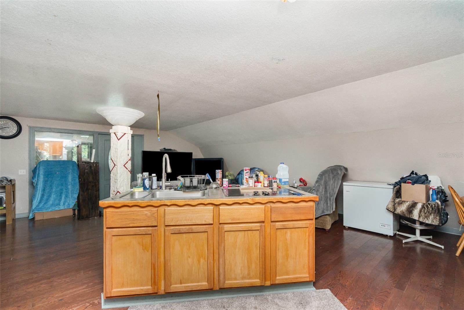 Image 41 of 56 For 6605 Masters Avenue