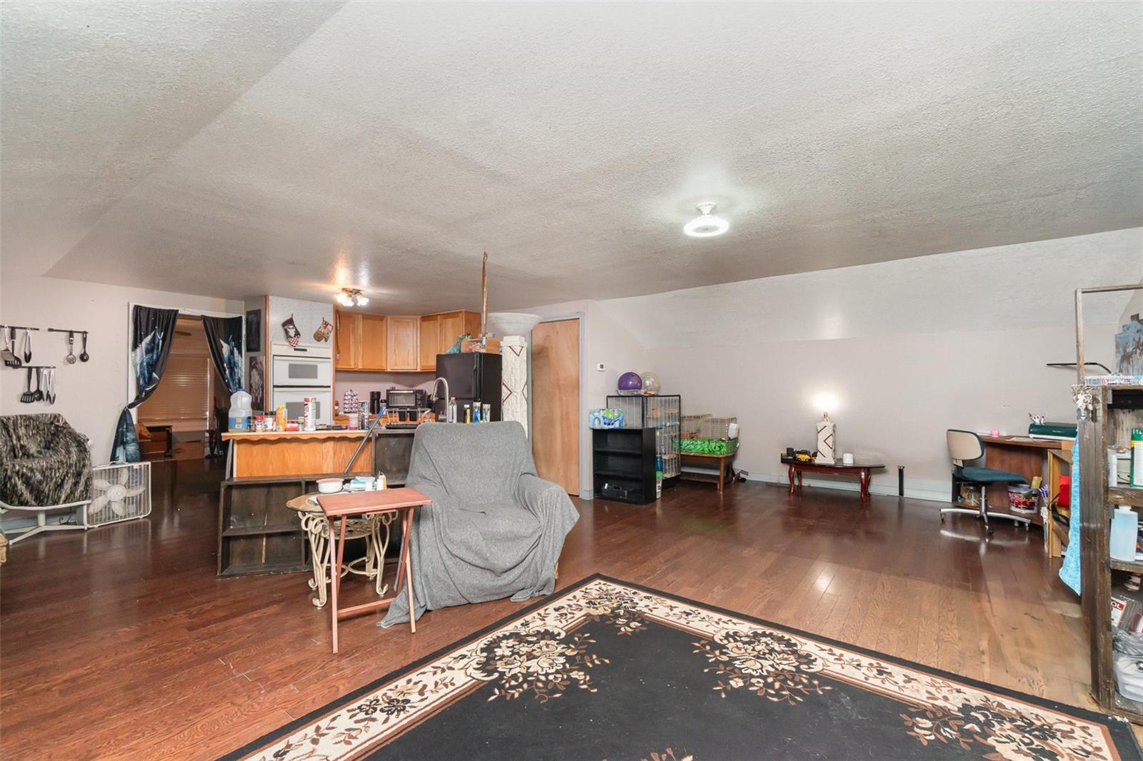 Image 43 of 56 For 6605 Masters Avenue