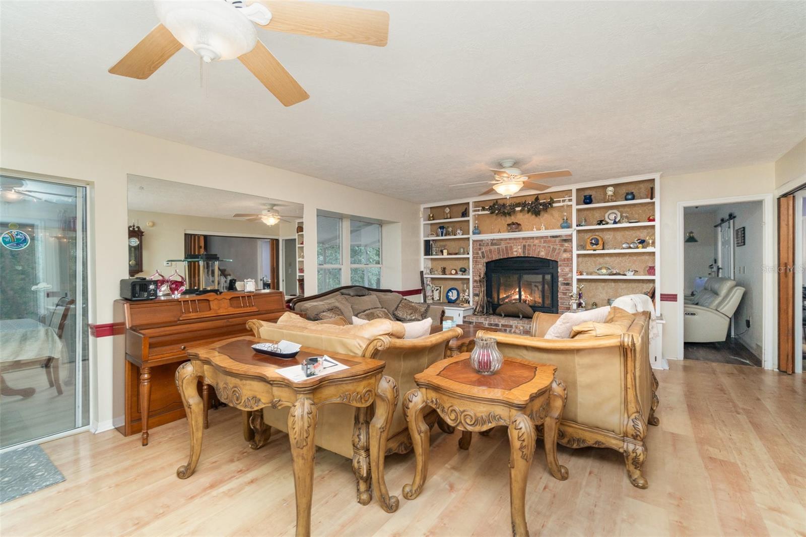 Image 9 of 56 For 6605 Masters Avenue