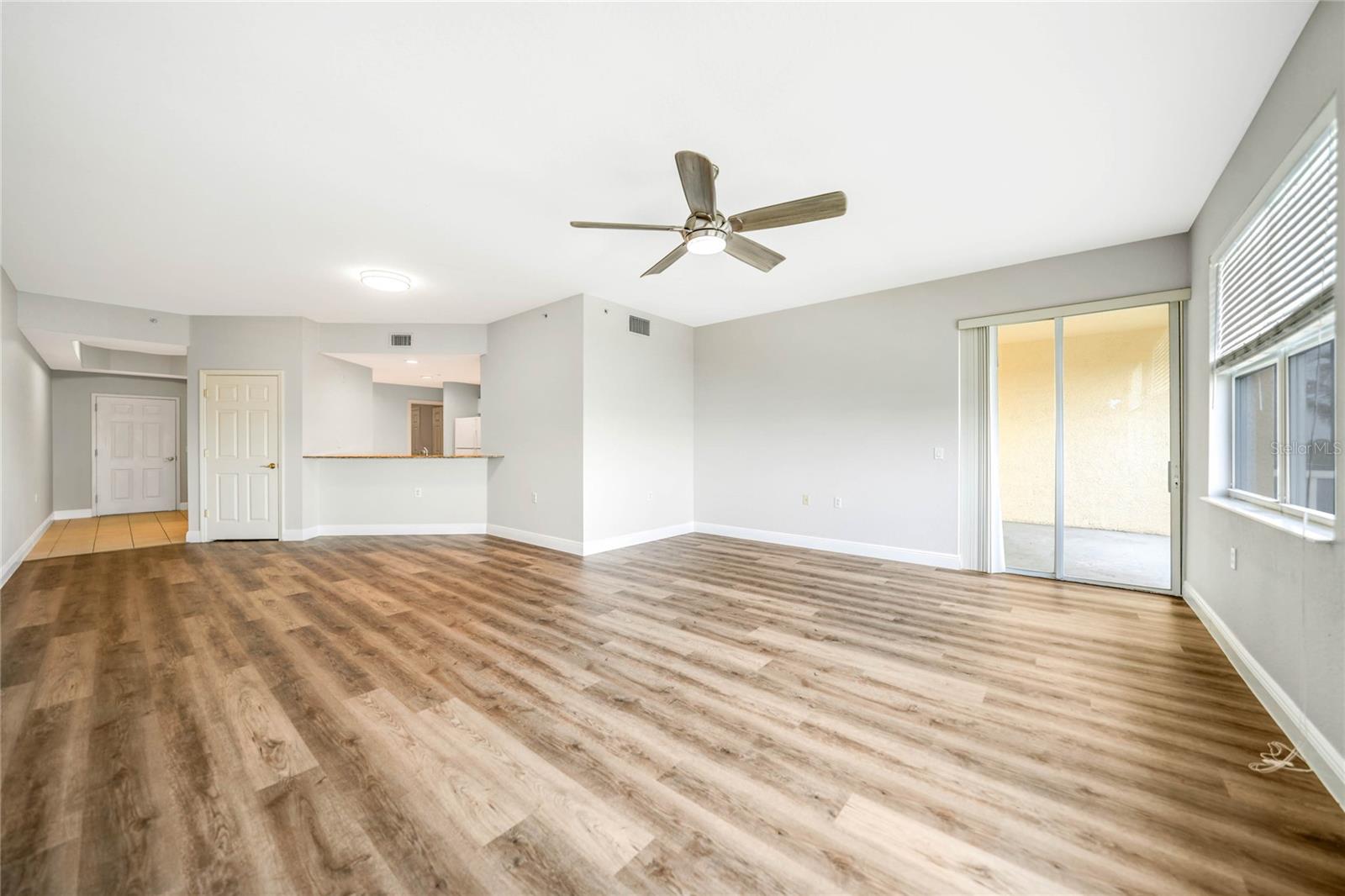 Image 10 of 38 For 255 West End Drive 1412