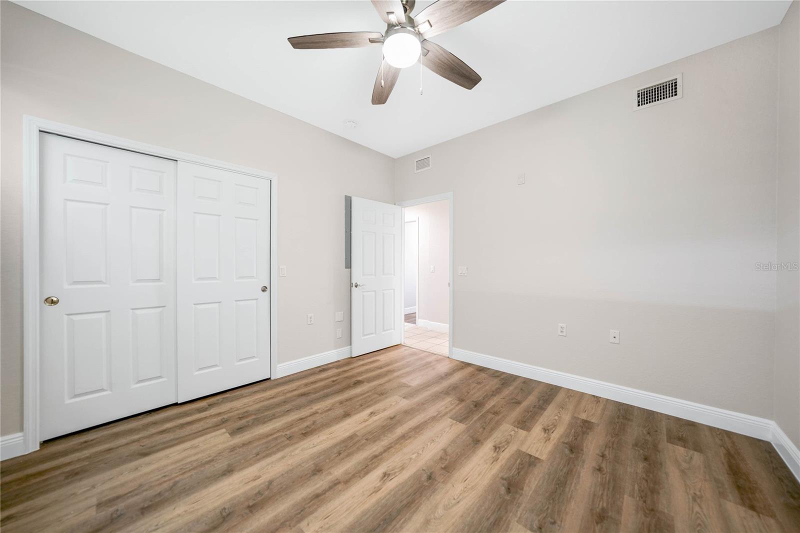 Image 15 of 38 For 255 West End Drive 1412