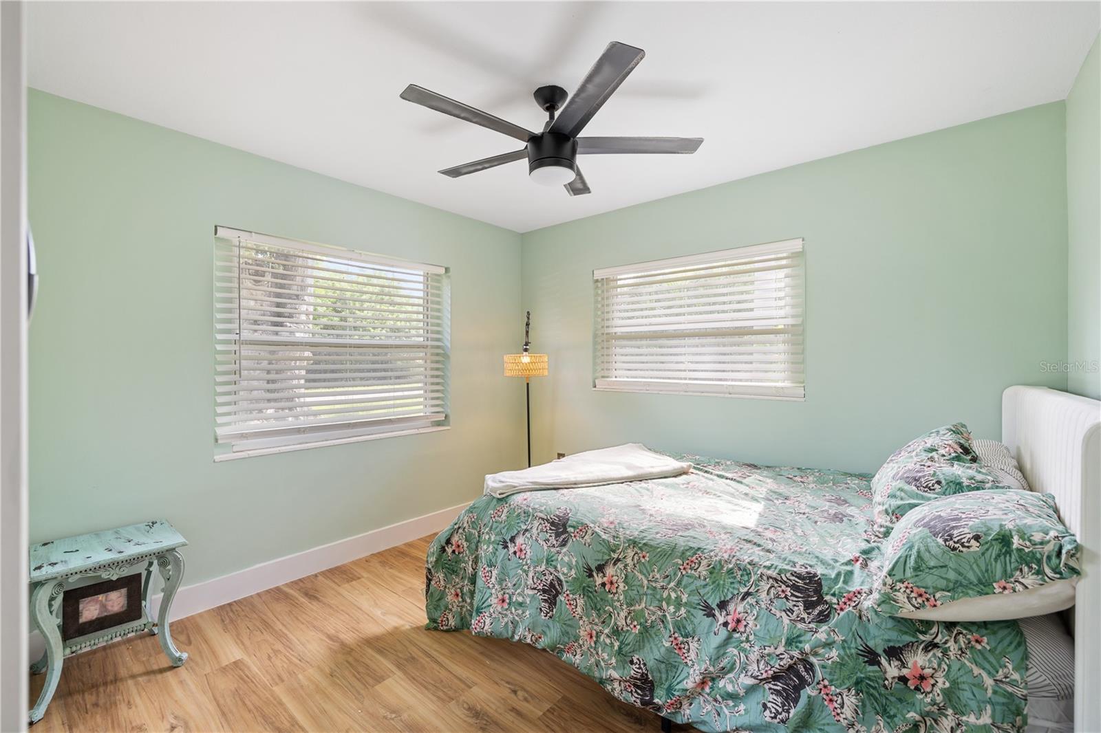 Image 16 of 32 For 1027 Coral Ridge Drive