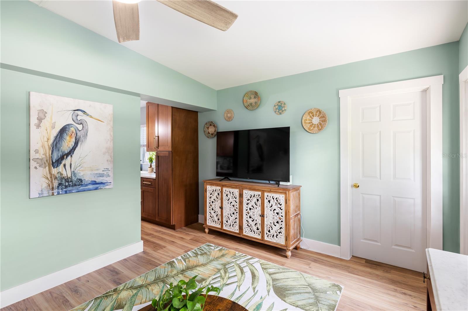Image 5 of 32 For 1027 Coral Ridge Drive