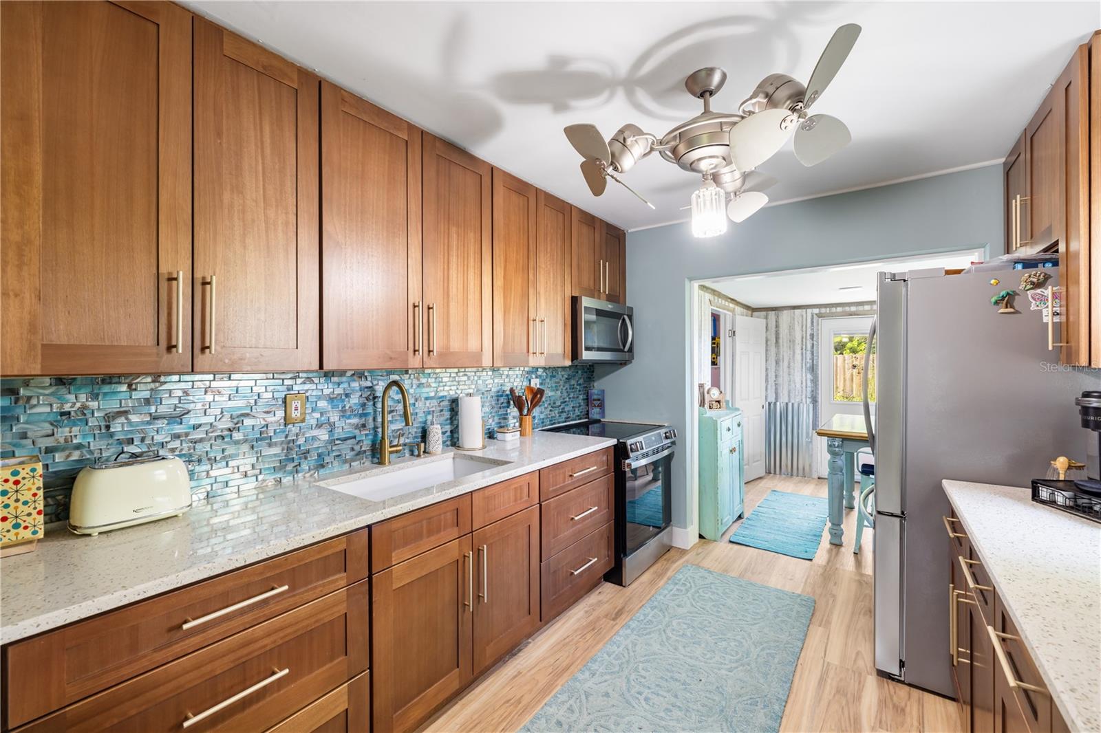 Image 6 of 32 For 1027 Coral Ridge Drive