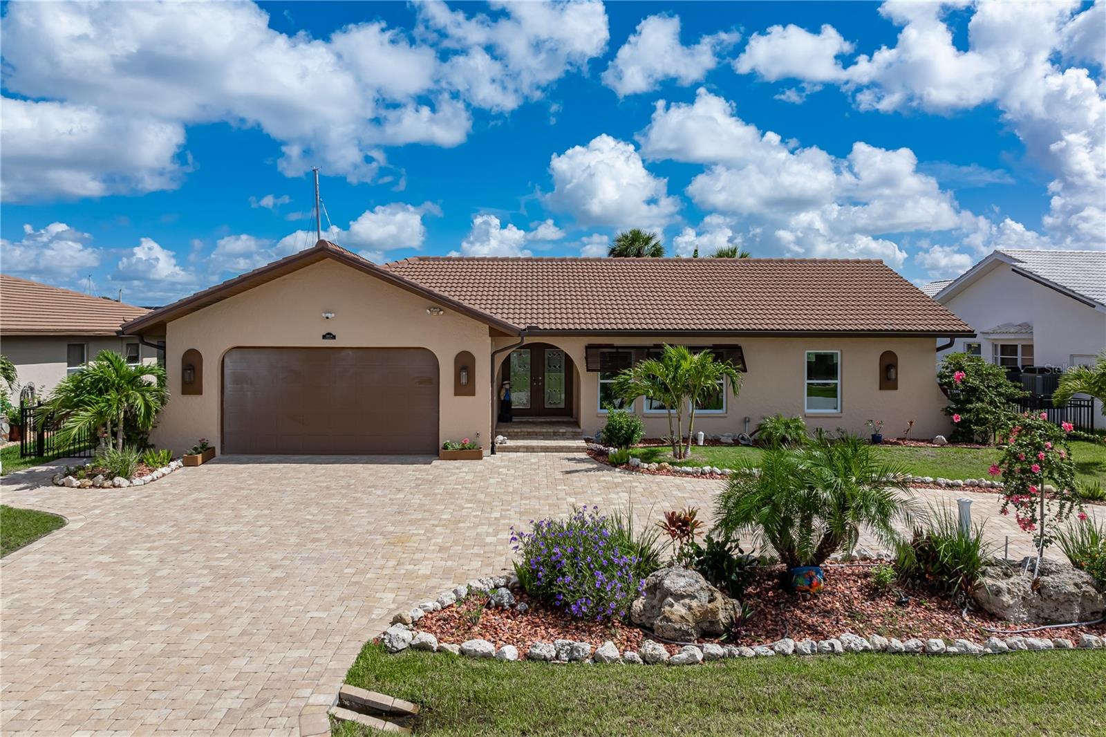 Details for 2814 La Mancha Court, PUNTA GORDA, FL 33950