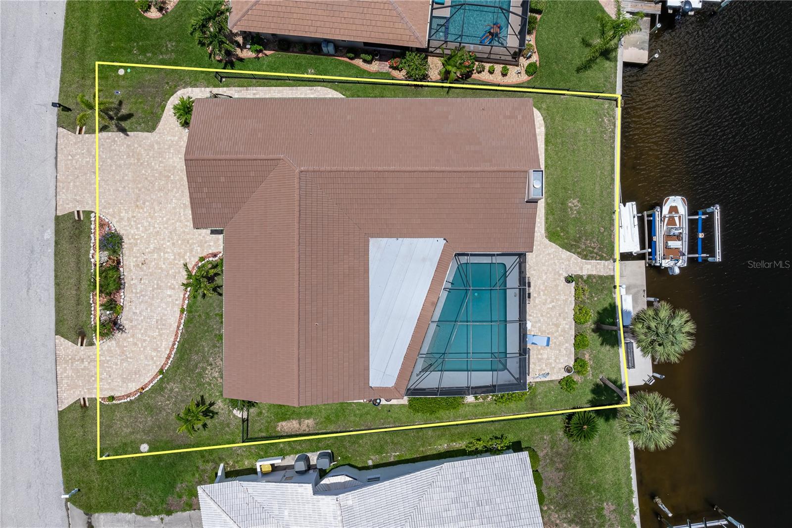Image 14 of 65 For 2814 La Mancha Court
