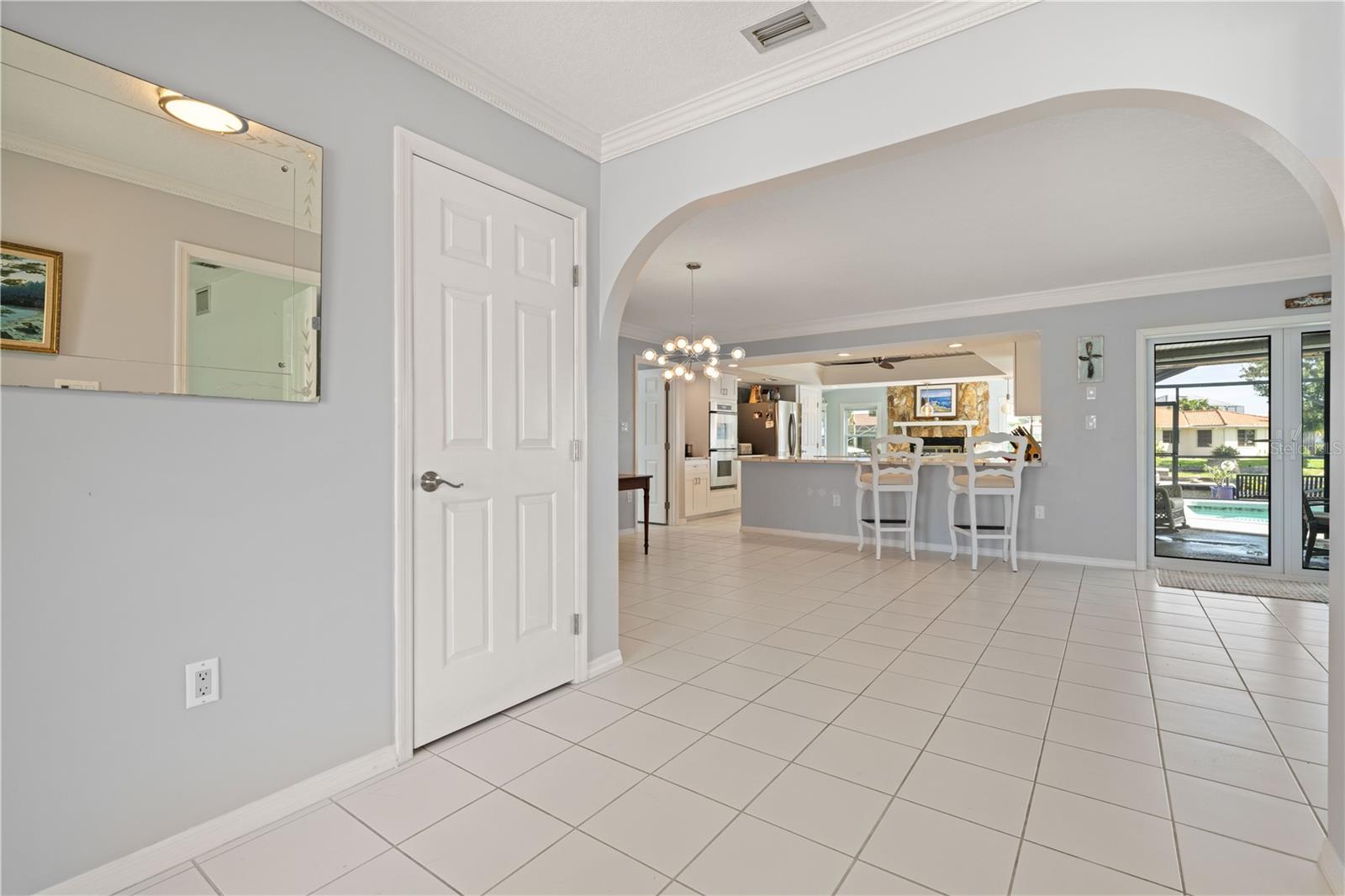 Image 18 of 65 For 2814 La Mancha Court