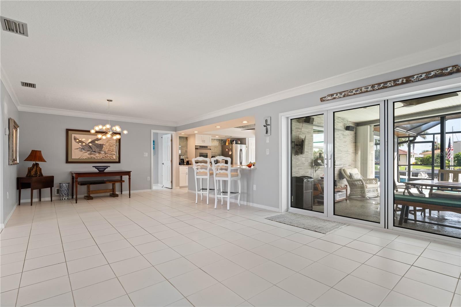 Image 23 of 65 For 2814 La Mancha Court