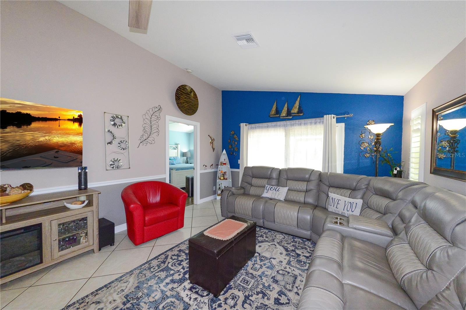 Image 13 of 38 For 1115 San Cristobal Avenue