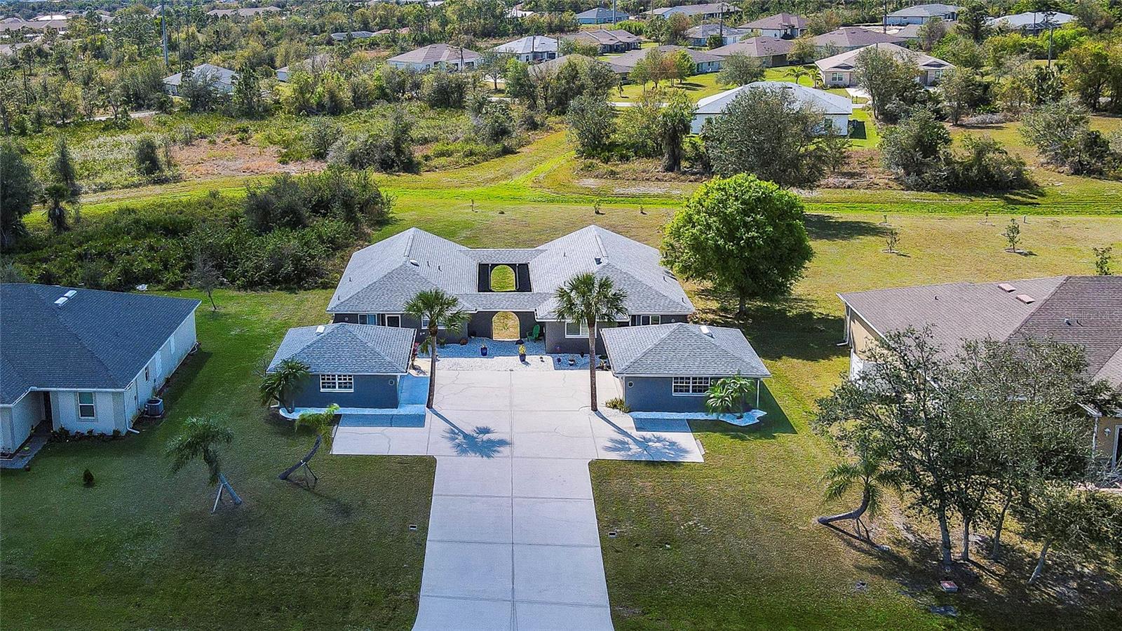 Image 2 of 38 For 1115 San Cristobal Avenue