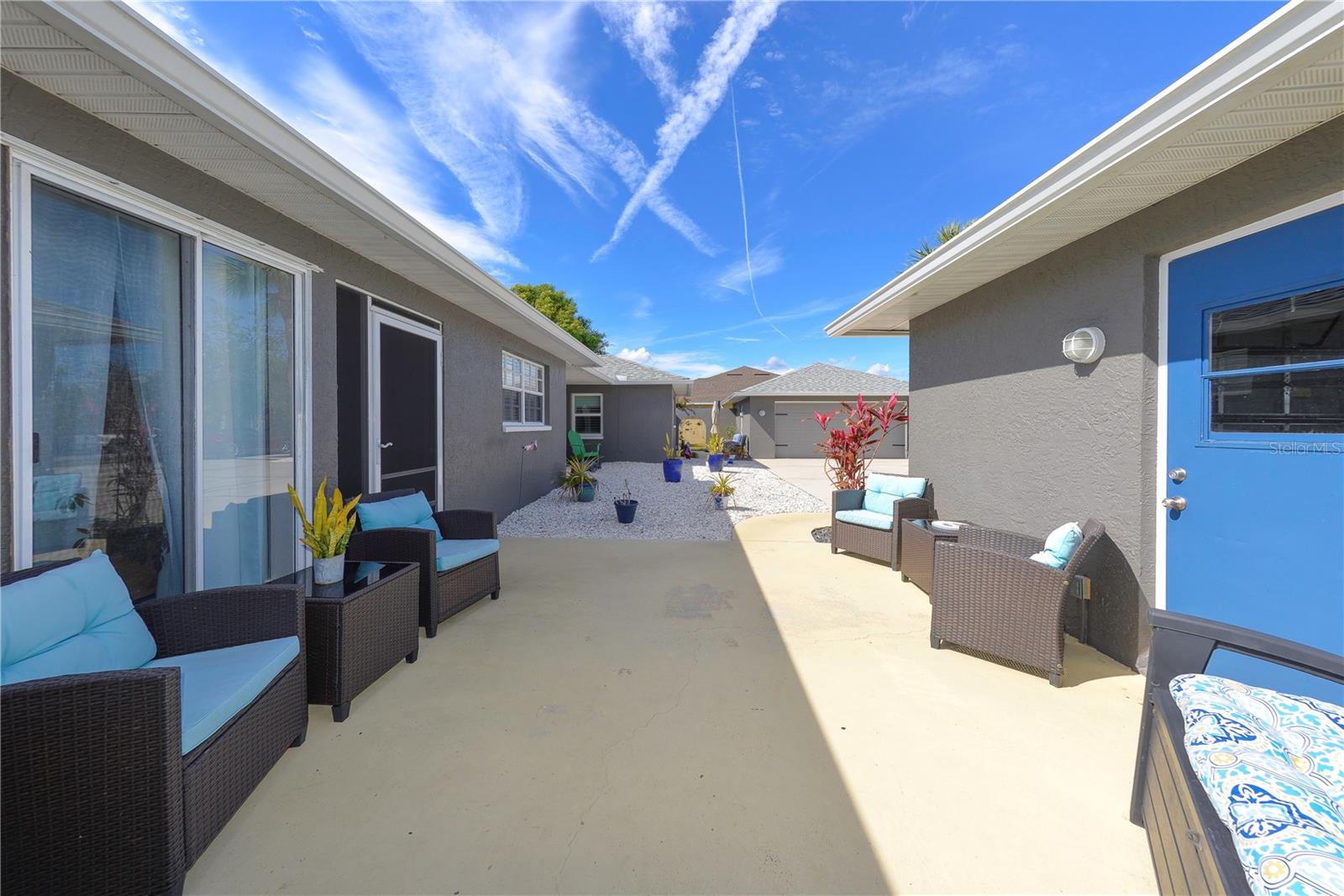 Image 22 of 38 For 1115 San Cristobal Avenue