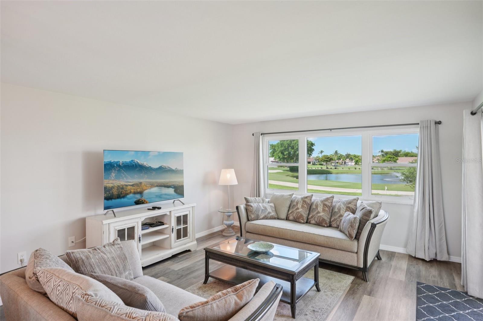 Image 4 of 43 For 1700 Pine Valley Drive 205