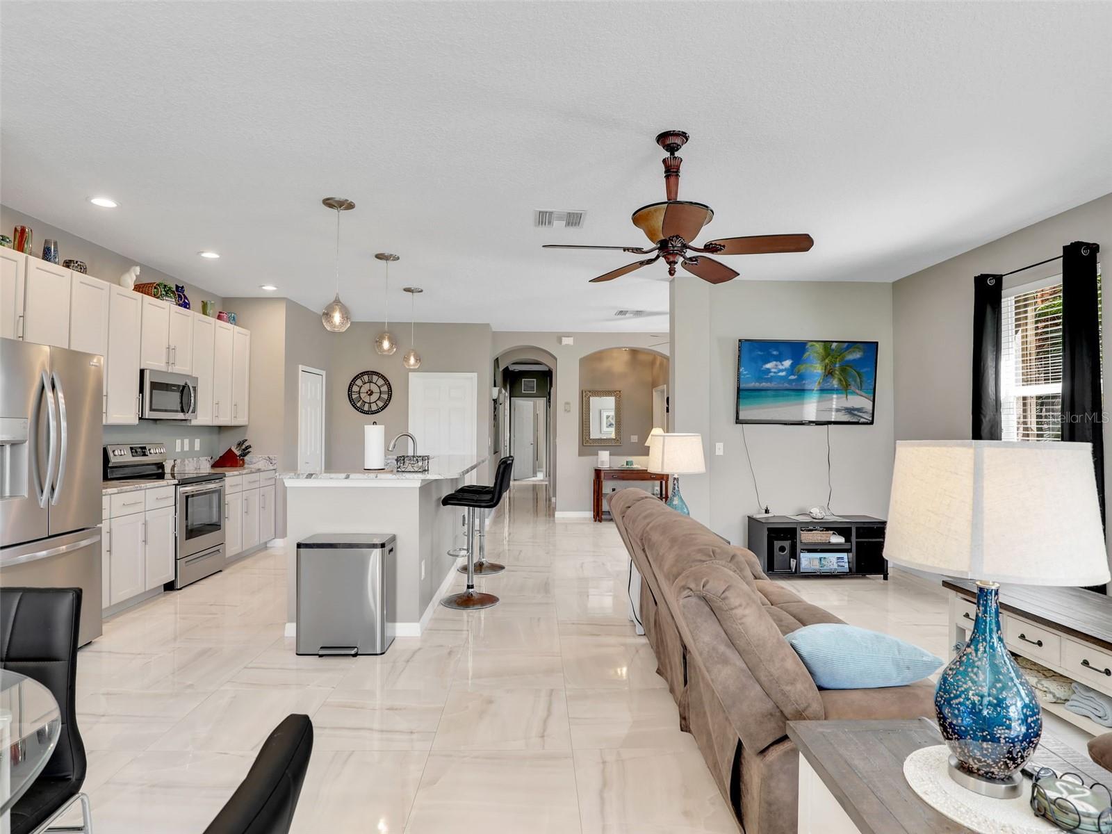 Image 14 of 37 For 4180 Lenox Boulevard