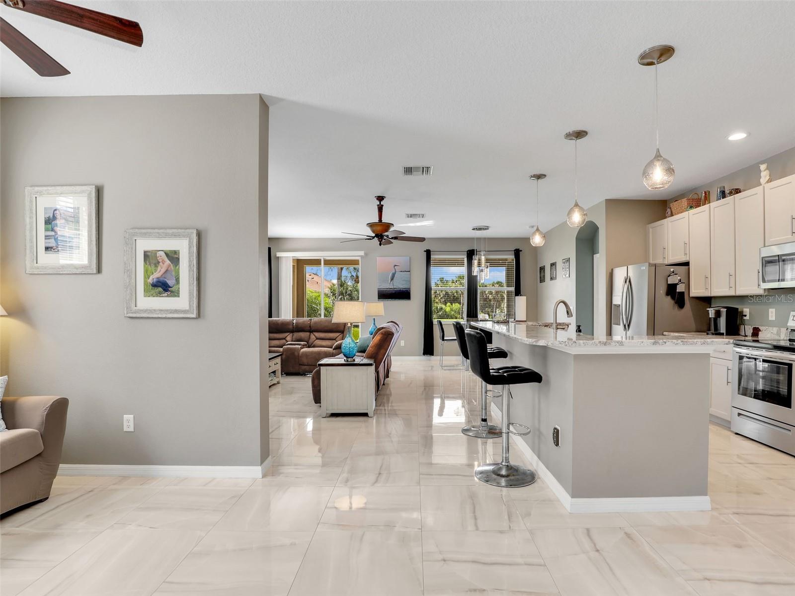 Image 3 of 37 For 4180 Lenox Boulevard