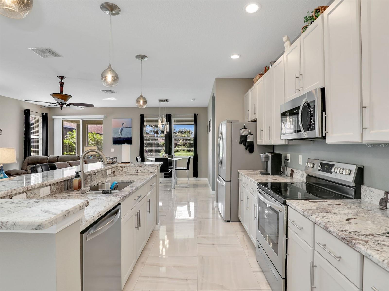 Image 9 of 37 For 4180 Lenox Boulevard