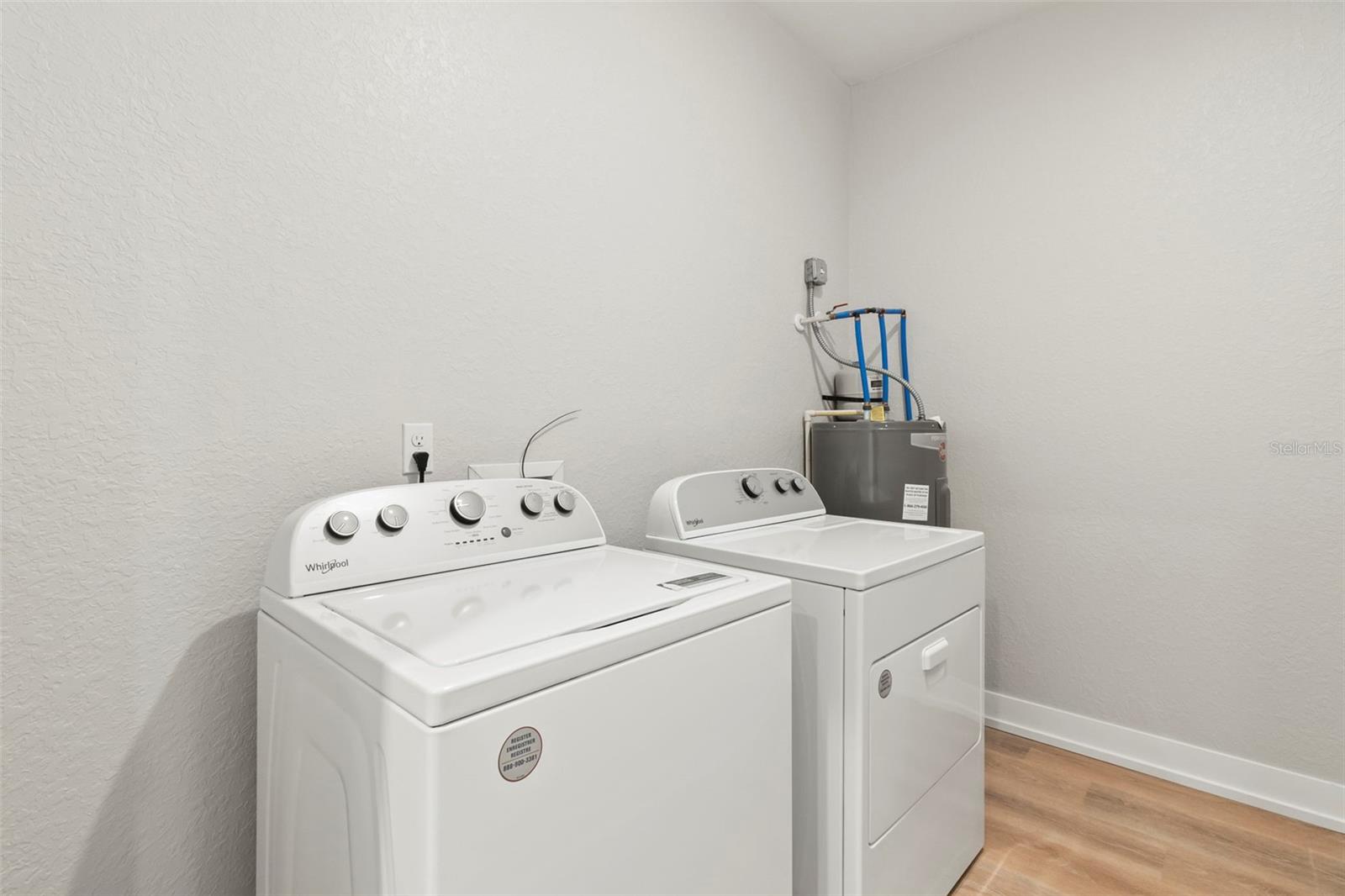 Image 12 of 40 For 9155 Agate Street