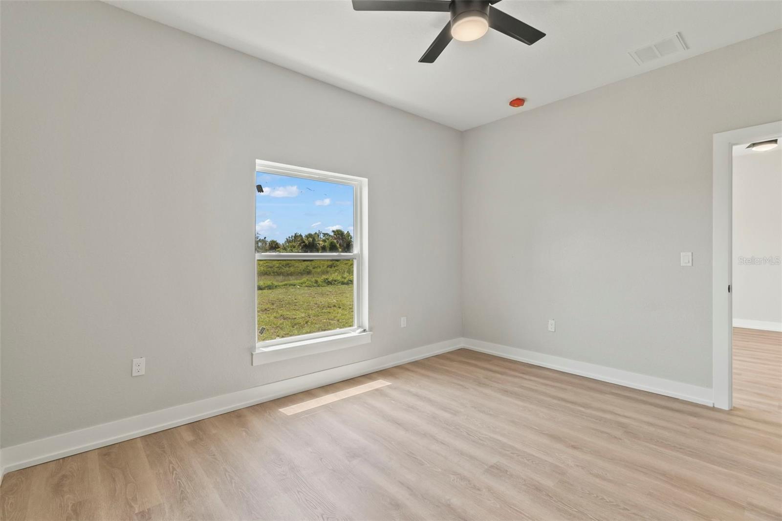 Image 25 of 40 For 9155 Agate Street