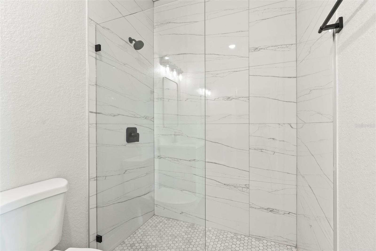 Image 27 of 40 For 9155 Agate Street