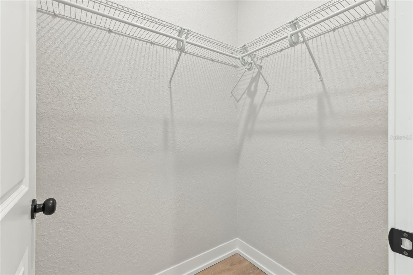 Image 28 of 40 For 9155 Agate Street