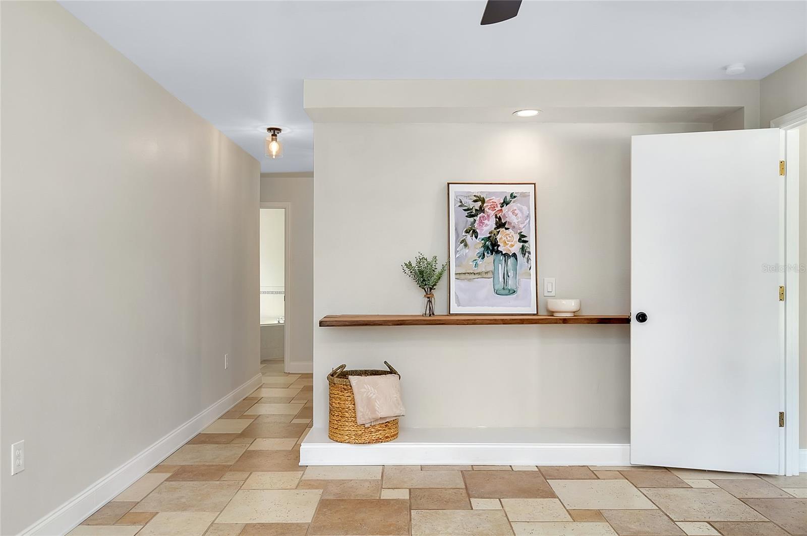 Image 19 of 60 For 875 Bayshore Drive