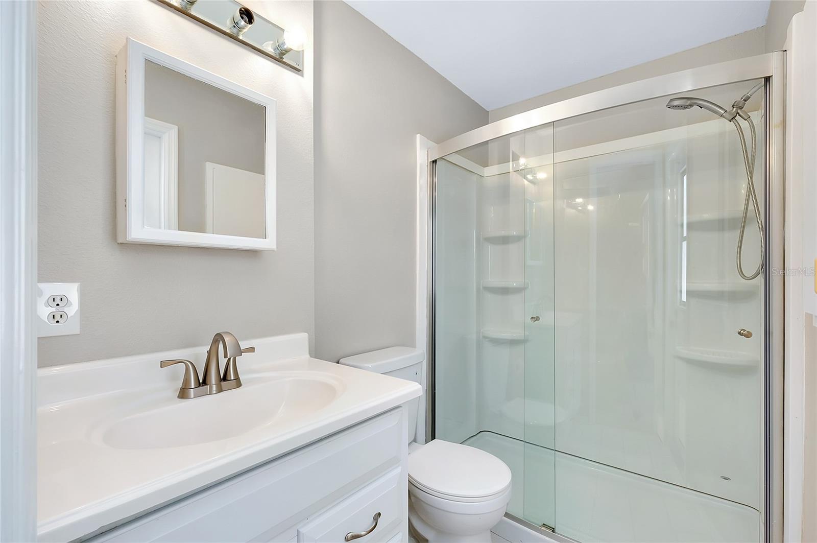 Image 33 of 60 For 875 Bayshore Drive