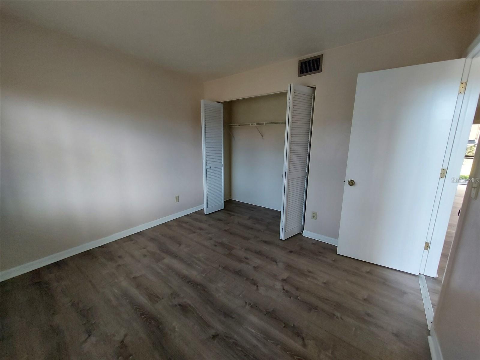 Image 14 of 27 For 22523 Westchester Boulevard E103
