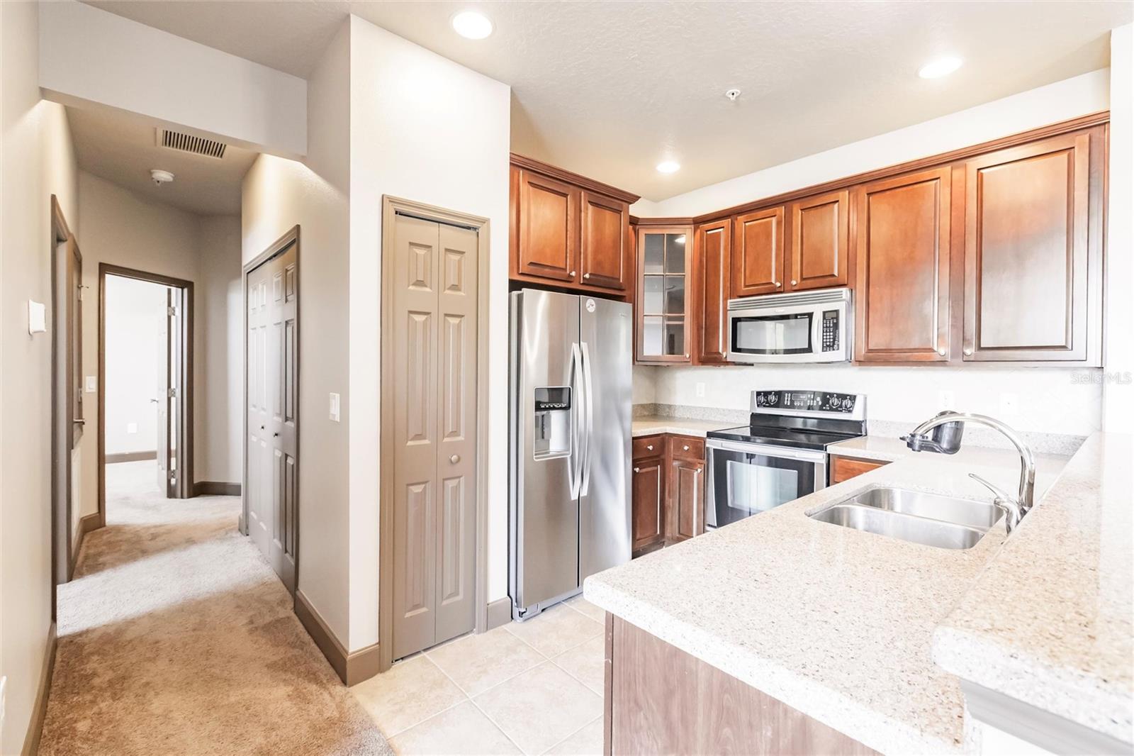 Image 17 of 50 For 8098 Moonstone Drive 17-203