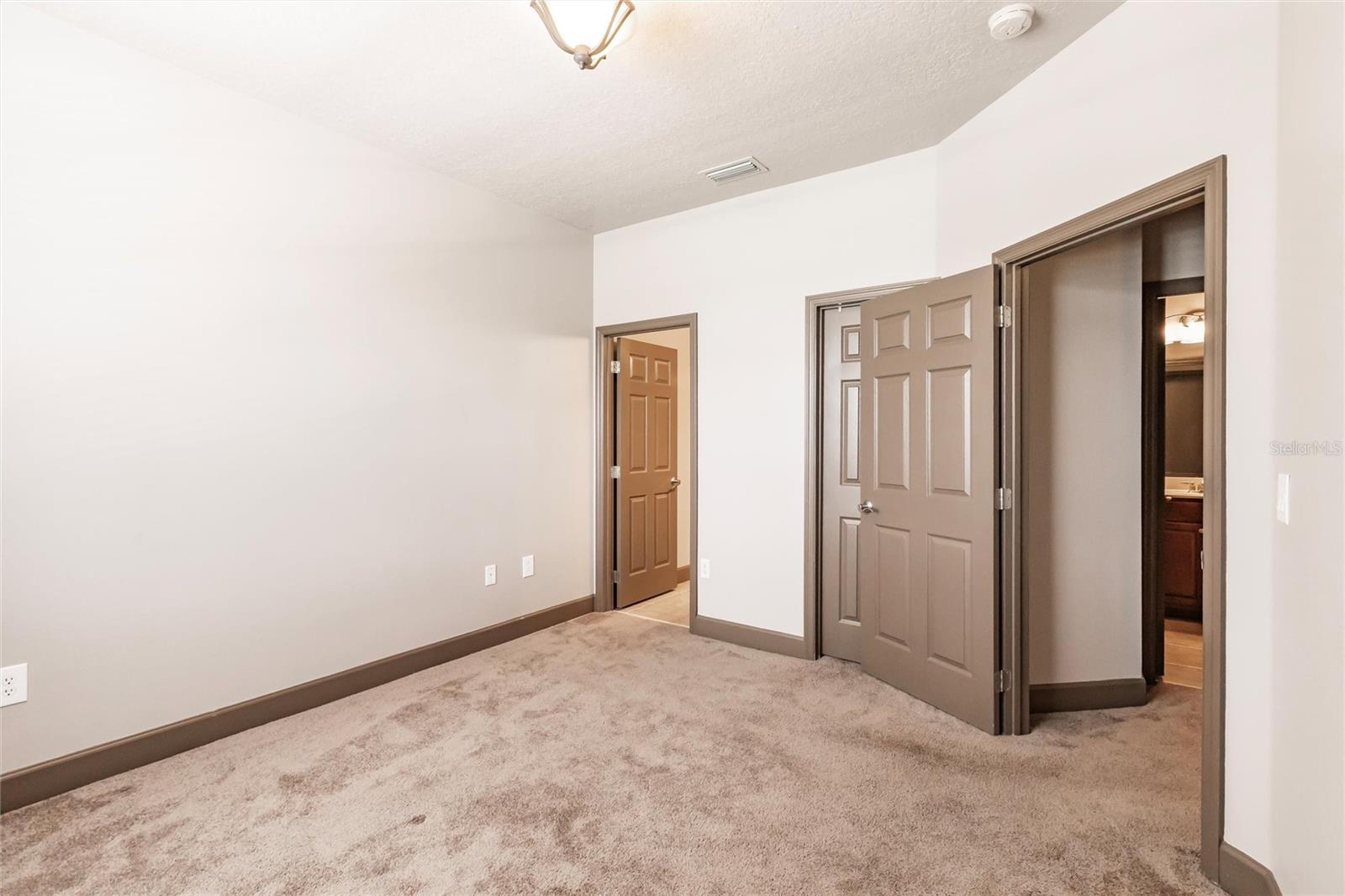 Image 23 of 50 For 8098 Moonstone Drive 17-203