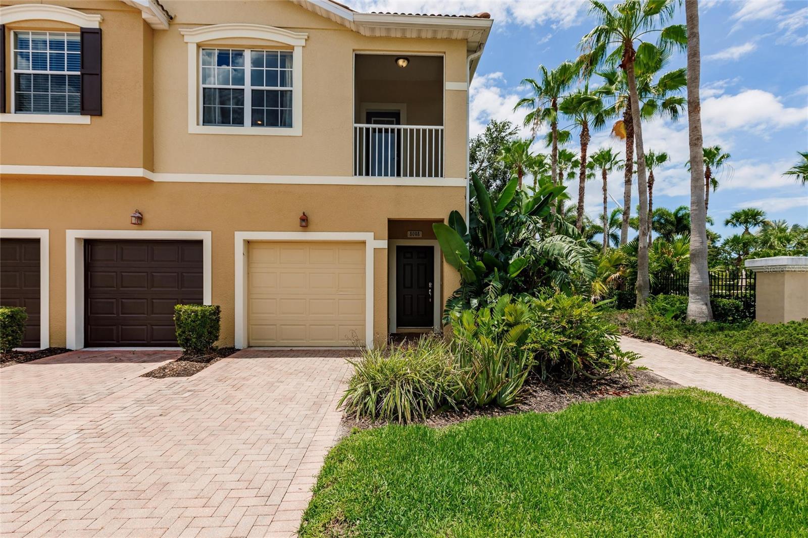 Image 4 of 50 For 8098 Moonstone Drive 17-203